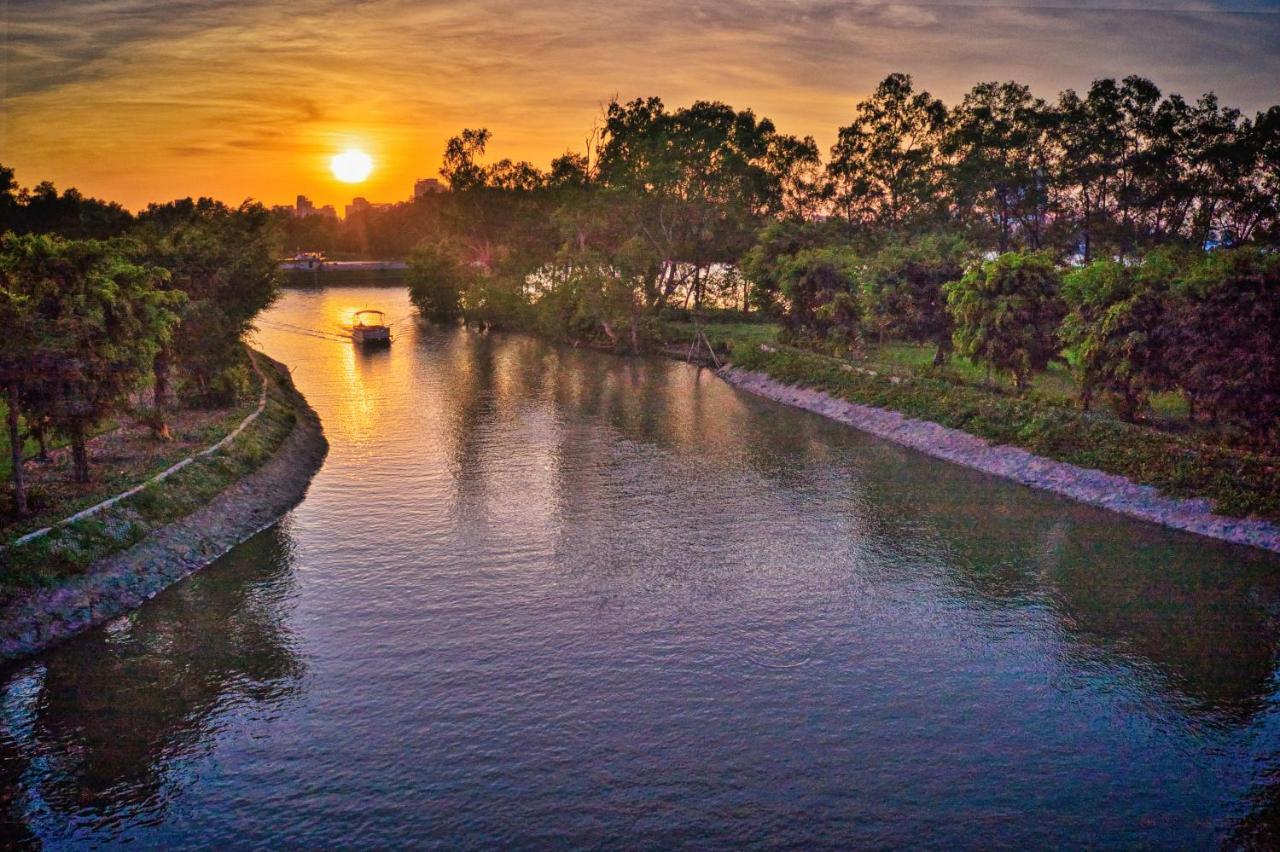 Legacy Mekong Hotel Can Tho Bagian luar foto