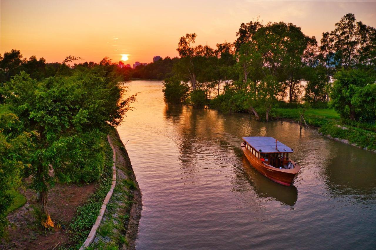 Legacy Mekong Hotel Can Tho Bagian luar foto
